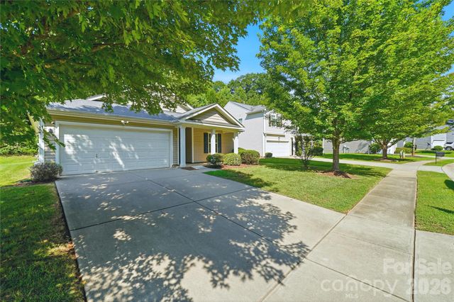 1305 Lauren Village Drive, Charlotte, NC 28213