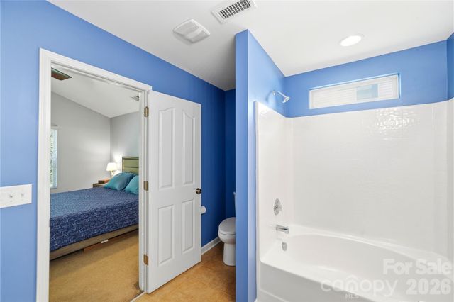 1305 Lauren Village Drive, Charlotte, NC 28213