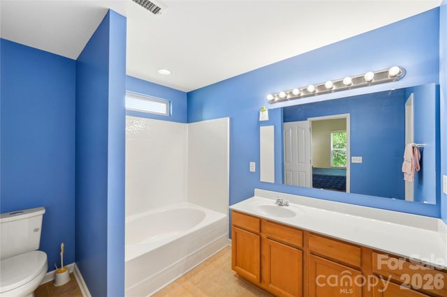 1305 Lauren Village Drive, Charlotte, NC 28213