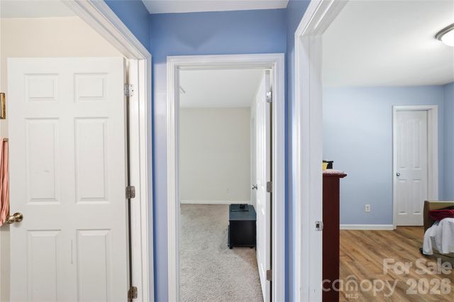 1305 Lauren Village Drive, Charlotte, NC 28213