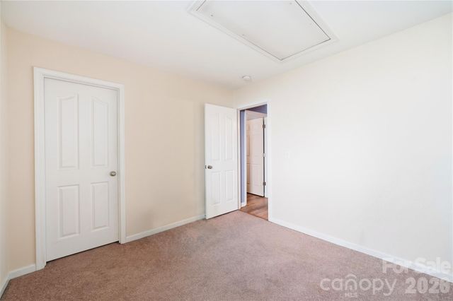 1305 Lauren Village Drive, Charlotte, NC 28213
