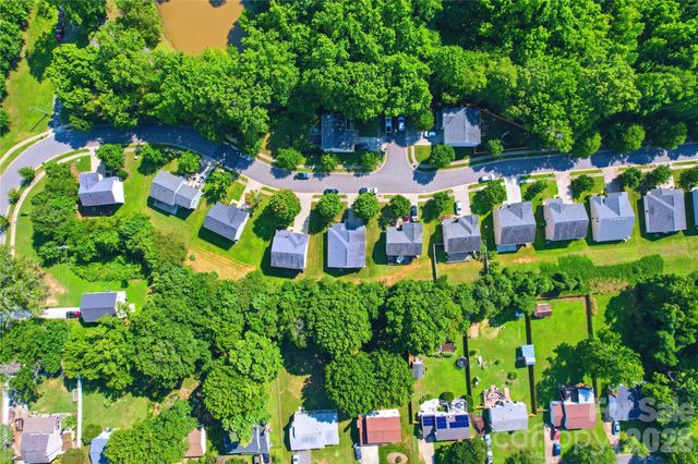 1305 Lauren Village Drive, Charlotte, NC 28213