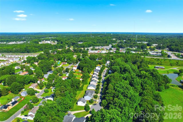 1305 Lauren Village Drive, Charlotte, NC 28213