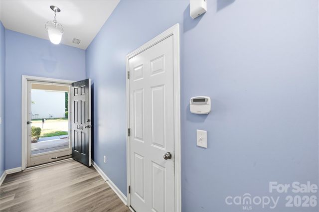 1305 Lauren Village Drive, Charlotte, NC 28213