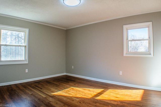 1655 Little Creek Circle, Winston-salem, NC 27103