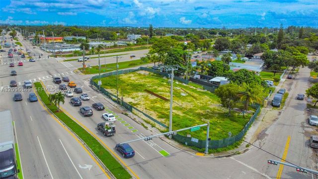 14585 NW 22nd Ave, Opa Locka, FL 33054