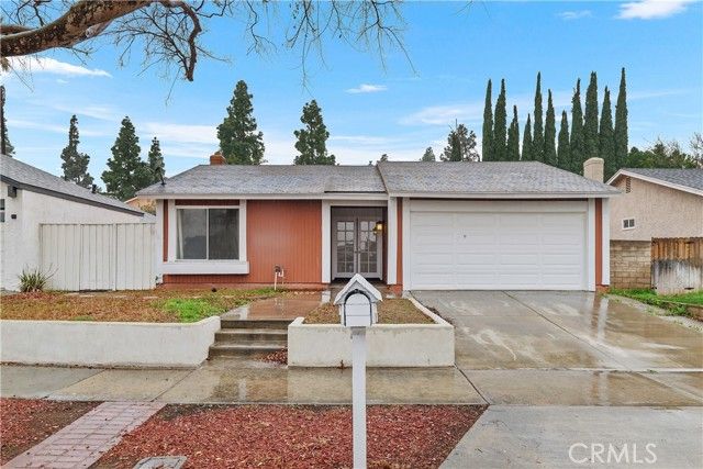 6897 Crest Avenue, Riverside, CA 92503