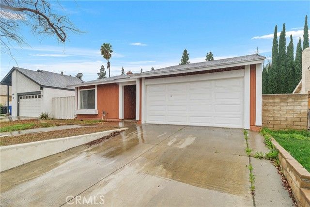 6897 Crest Avenue, Riverside, CA 92503