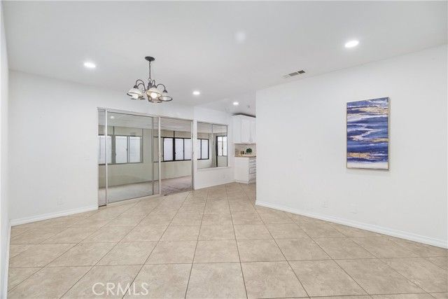 6897 Crest Avenue, Riverside, CA 92503