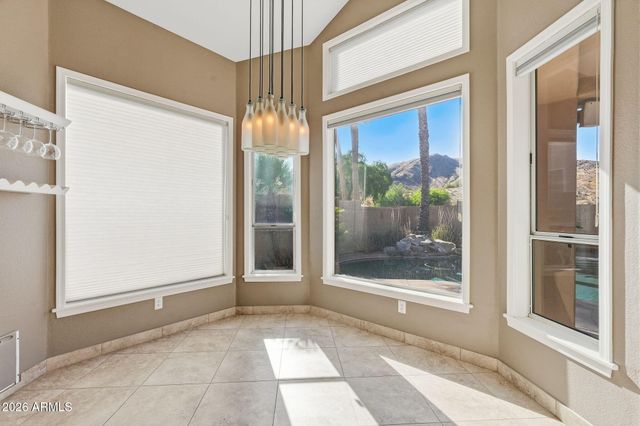 718 E MOUNTAIN SAGE Drive, Phoenix, AZ 85048