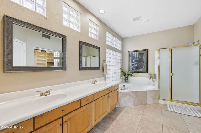 718 E MOUNTAIN SAGE Drive, Phoenix, AZ 85048