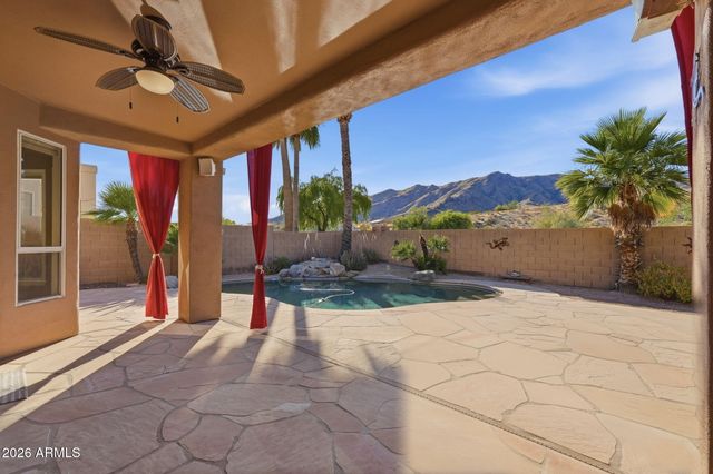 718 E MOUNTAIN SAGE Drive, Phoenix, AZ 85048