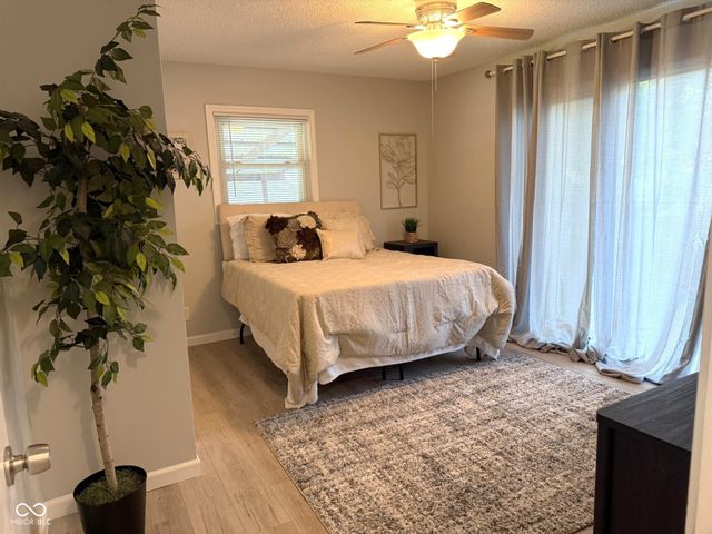 5902 Alpine Avenue, Indianapolis, IN 46224