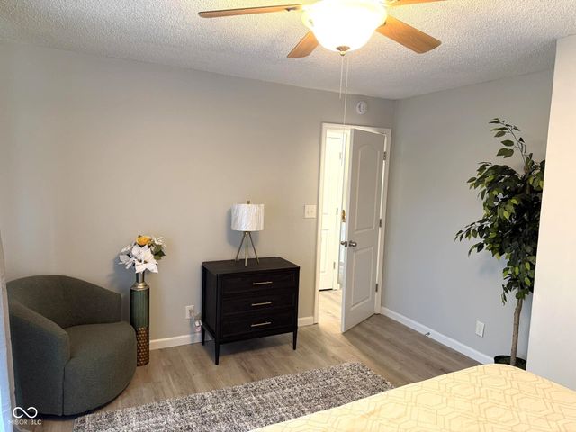 5902 Alpine Avenue, Indianapolis, IN 46224