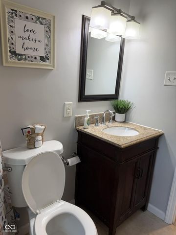 5902 Alpine Avenue, Indianapolis, IN 46224