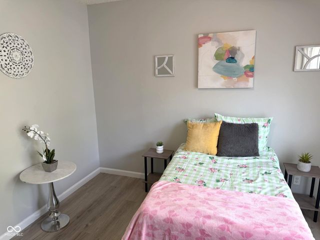 5902 Alpine Avenue, Indianapolis, IN 46224