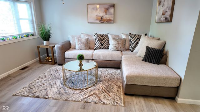 5902 Alpine Avenue, Indianapolis, IN 46224