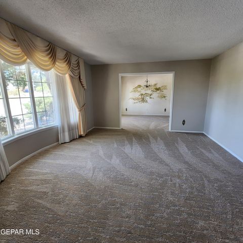 3229 TITANIC Avenue, El Paso, TX 79904