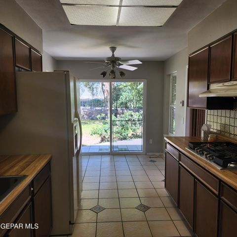 3229 TITANIC Avenue, El Paso, TX 79904