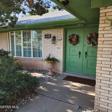 3229 TITANIC Avenue, El Paso, TX 79904