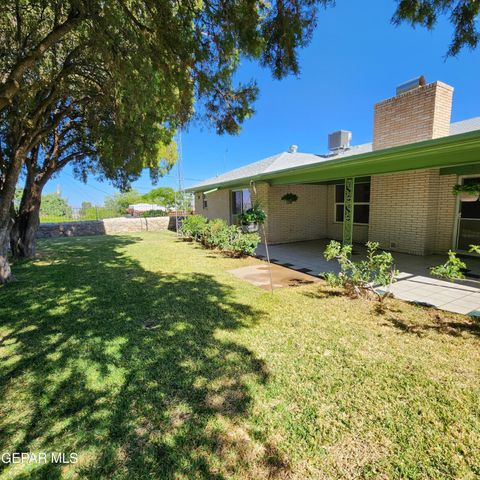 3229 TITANIC Avenue, El Paso, TX 79904