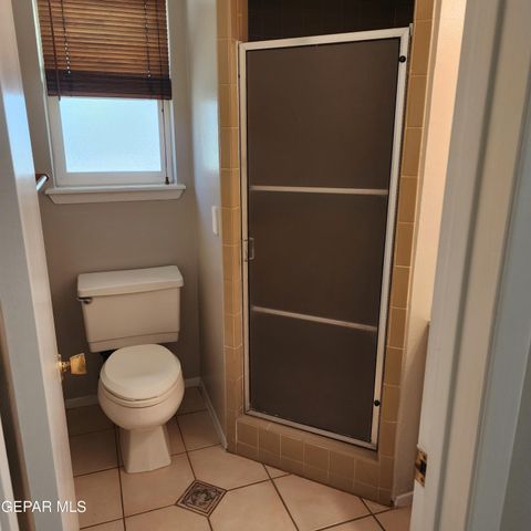 3229 TITANIC Avenue, El Paso, TX 79904