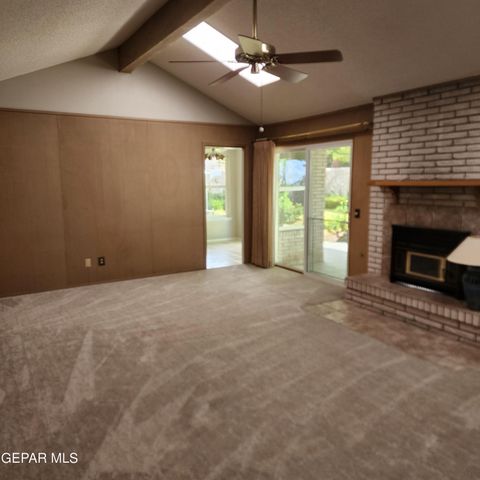 3229 TITANIC Avenue, El Paso, TX 79904