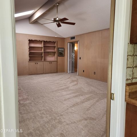 3229 TITANIC Avenue, El Paso, TX 79904
