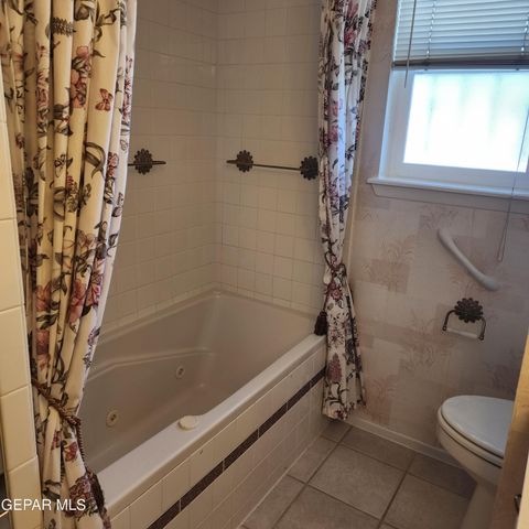 3229 TITANIC Avenue, El Paso, TX 79904