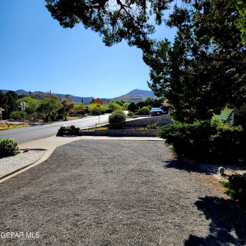3229 TITANIC Avenue, El Paso, TX 79904