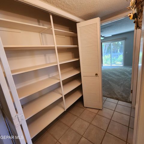 3229 TITANIC Avenue, El Paso, TX 79904
