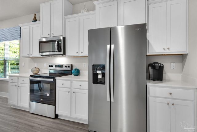 1662 Amaya Ln, Gulf Breeze, FL 32563
