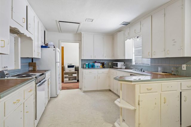4742 W Alabama Street 1, Houston, TX 77027