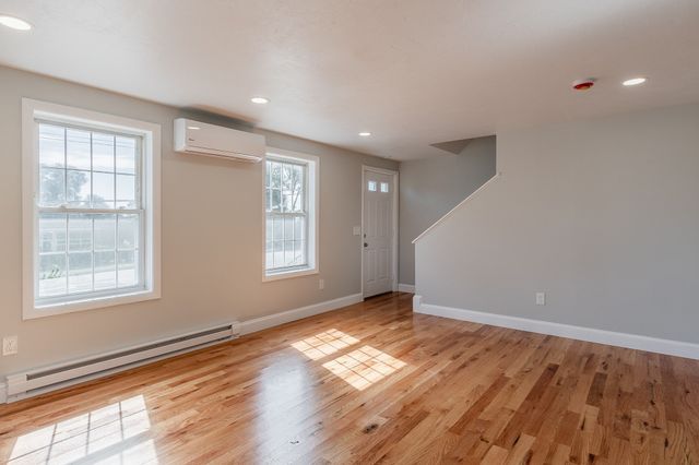 34B Boylston Street, Worcester, MA 01605