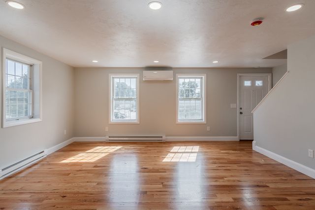34B Boylston Street, Worcester, MA 01605