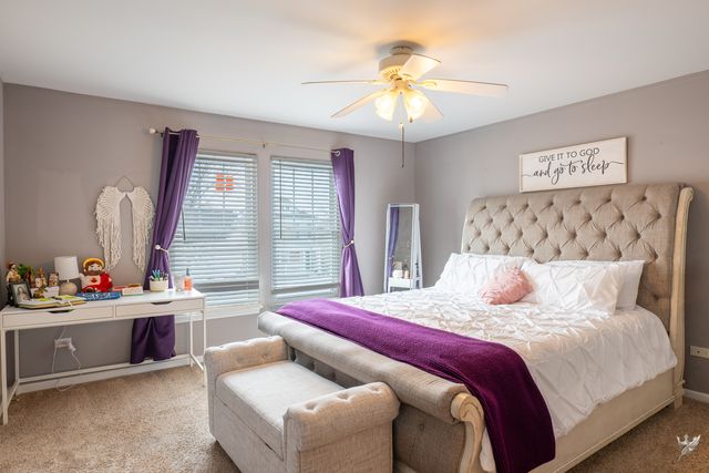 2418 Montclair Lane, Montgomery, IL 60538