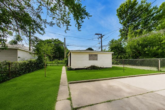 11514 S Yale Avenue, Chicago, IL 60628