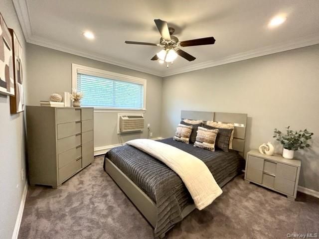 45 Golden Avenue J12, Deer Park, NY 11729