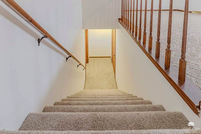 901 Allison Avenue, Manhattan, KS 66502