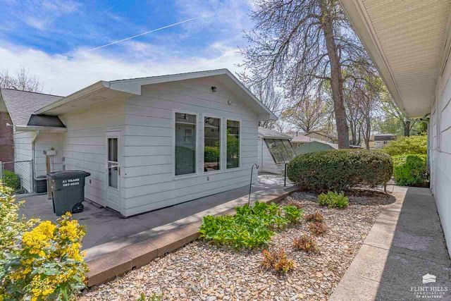 901 Allison Avenue, Manhattan, KS 66502