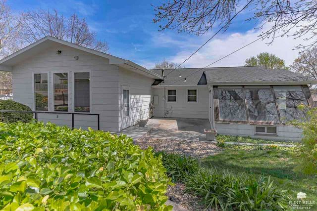 901 Allison Avenue, Manhattan, KS 66502