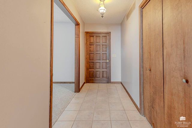 901 Allison Avenue, Manhattan, KS 66502