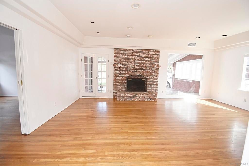 Image 10 of property listing at 4778 PANORAMA DRIVE, San Diego, CA 92116