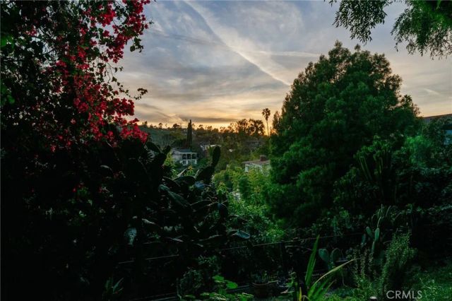 452 Holland Avenue, Highland Park, CA 90042