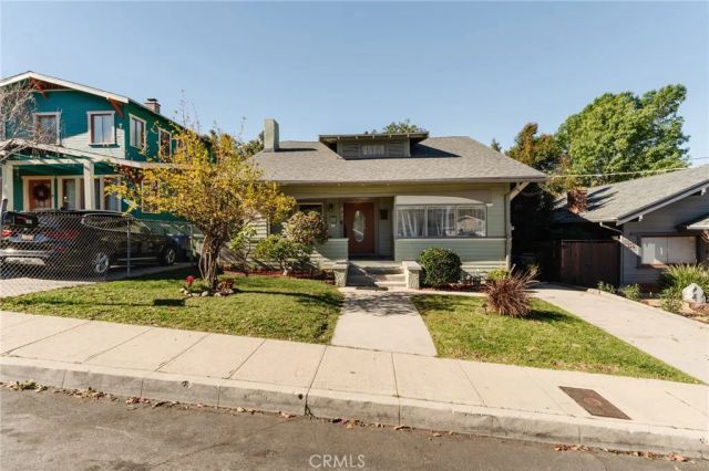 452 Holland Avenue, Highland Park, CA 90042
