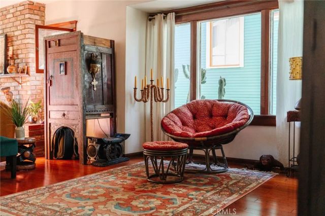 452 Holland Avenue, Highland Park, CA 90042