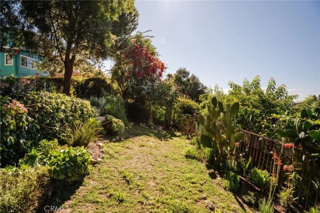 452 Holland Avenue, Highland Park, CA 90042