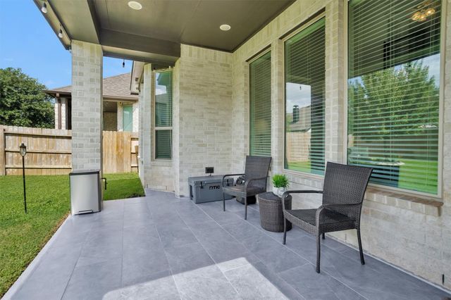 30703 Southern Dewberry Court, Fulshear, TX 77441