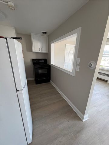 375 N Broadway, East Providence, RI 02916