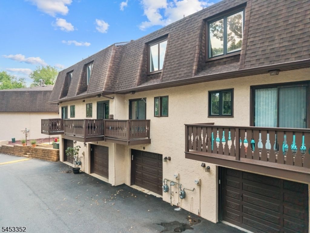 24 River Rd 35, Clifton City, NJ 07014 — photo 2